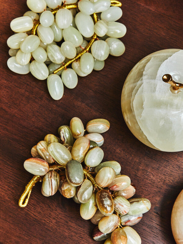 Oleena Assorted Onyx Decorative Grapes