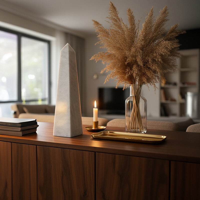 Salmo Small White Marble Obelisk