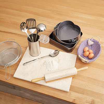 Premium kitchen accessories in Pakistan – modern tools for a functional and stylish kitchen.