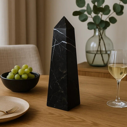 Salmo Small Black Marble Obelisk
