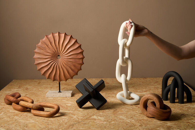 Cato White Wood 5 Link Chain Sculpture