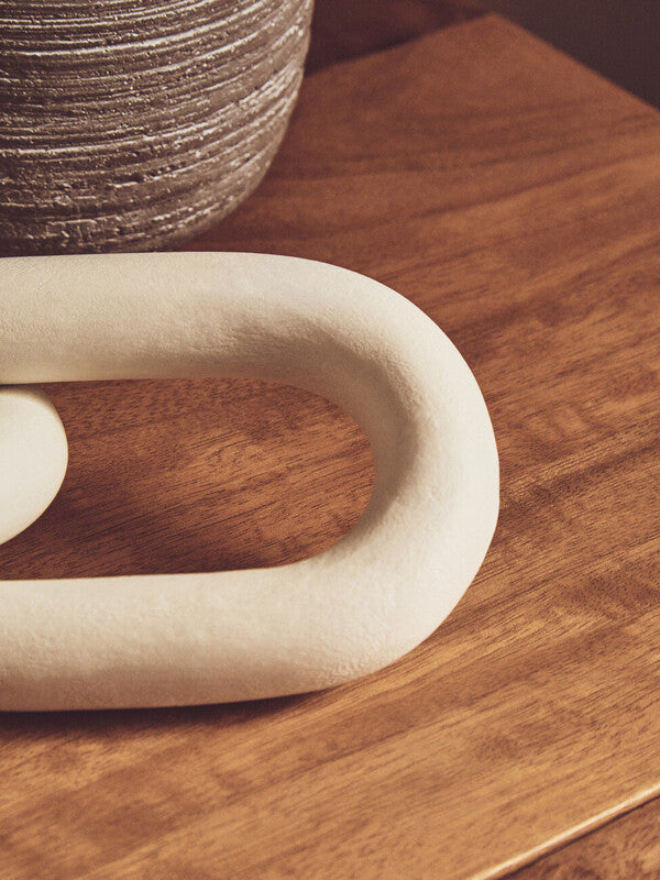 Cato White Wood 2 Link Chain Sculpture