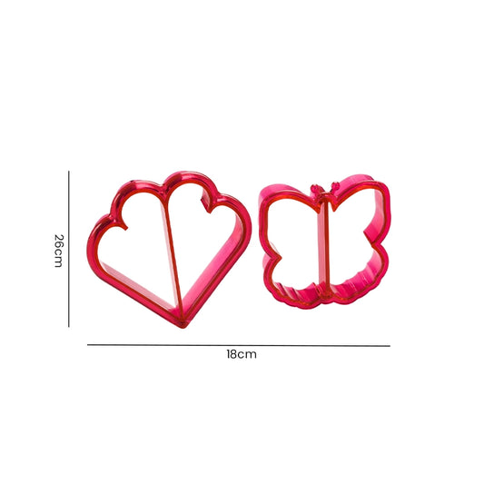 Size guide for butterfly and heart sandwich cutter set showing 18cm overall width