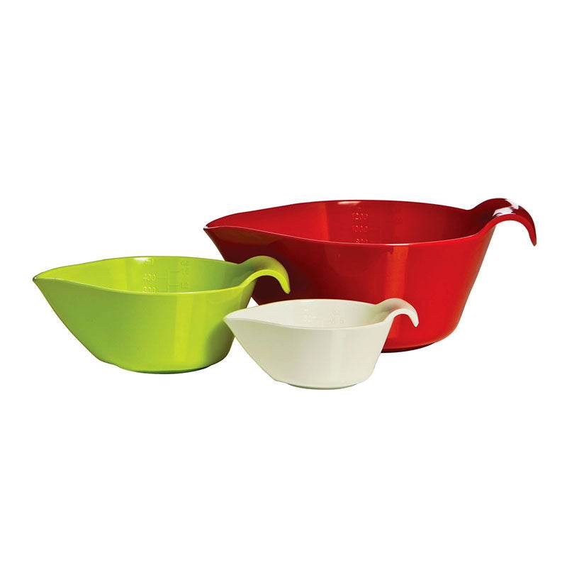 Measuring bowls set of 3 in assorted colors on white background